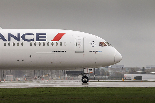 Le B787 d’Air France prend son envol entre Montréal et Paris !