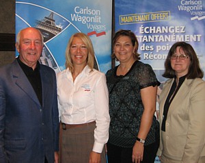 Jean-Paul Adoue, Accompagnateur d'une croisière CWT, Carole Larocque Dir. Commercialisation Québec, Lucie Croteau et Claudine Rousseau, Conseillères de CWT Paco de Laval.