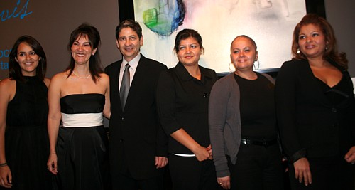 L' équipe de Canandes. De g. à droite: Karen Aguilar, Patricia et Camilo Aguilar, Mariella Rivera, Ayleen Prada et Tatiana Portillo
