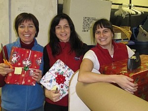 Lydie Rauzon, Manon Lisa Guitard et Marianne Brien du Centre de Ressources Avantage Voyage.