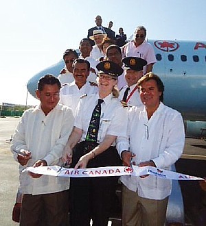 Vacances Air Canada célèbre son vol inaugural vers Huatulco, au Mexique!