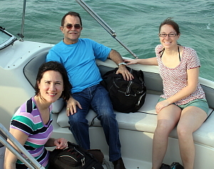 Ana De Magalhaes (Tourcan Vacations), Sophie Jacques (Uniktour) et Eliezer Abitbol (Gateways International) participaient à ce voyage de familiarisation.