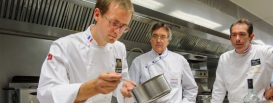 Thibaut Ruggeri, Bocuse d’or 2013, signe de nouveaux plats en cabine Business d’Air France