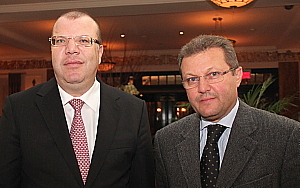 Mohammed Frikhha, président de Syphax Airlines, et Ferid Fetni, directeur Europe et Canada