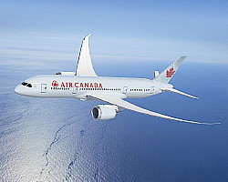 Air Canada célèbre le lancement de son appareil 787 Dreamliner de Boeing à destination de Tokyo Haneda