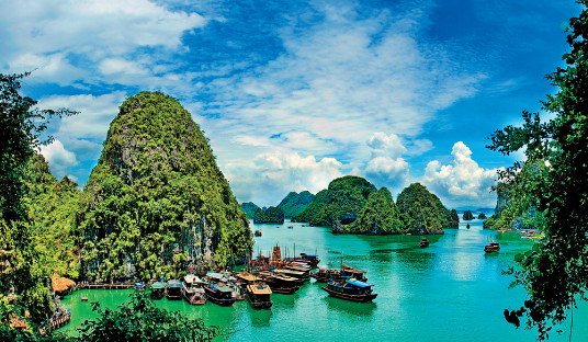 la Baie d'Halong