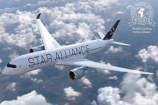 Pour la cinquième année d’affilée, le réseau Star Alliance a reçu le prix de la Meilleure alliance de transporteurs aériens au monde aux prestigieux World Travel Awards. (Groupe CNW/Star Alliance)