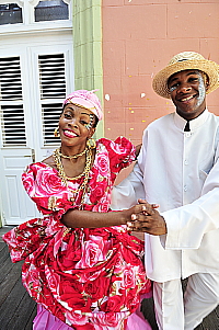 Partez en Martinique cet hiver : Le Carnaval, une tradition populaire aux mille couleurs!