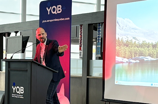 Marc-André Bédard, vice-président, développement des affaires et technologies de YQB