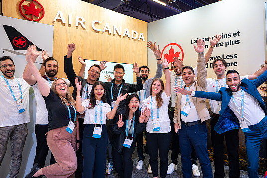 Air Canada aide les jeunes leaders à créer des liens et à déployer leurs ailes au sommet One Young World tenu à Montréal