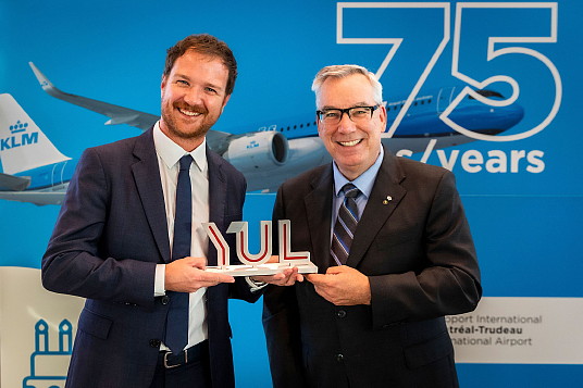 Jean-Eudes de La Bretèche, Directeur général Air France KLM Canada  et Yves Beauchamp, Président-directeur général Aéroports de Montréal . photo par Frédérique Ménard-Aubin