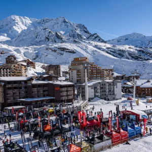 Les World Ski Awards récompensent les meilleures marques de ski de 2024