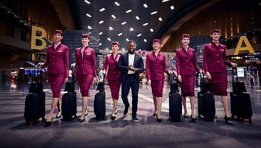 Attachez votre ceinture : Qatar Airways dévoile une nouvelle vidéo de sécurité en vol avec la comédie hollywoodienne At It’s Hart