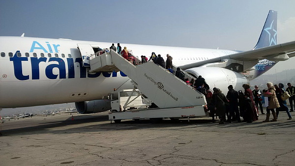 Air Transat transporte 207 réfugiés syriens vers le Canada