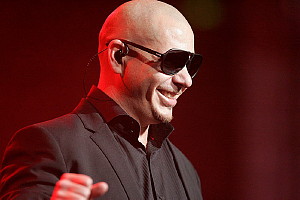 LE Rappeur américain Pitbull. Source photo : Wikimedia Commons