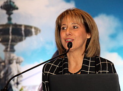 Louise Fecteau, directrice commercialisation - Québec de Transat Tours Canada